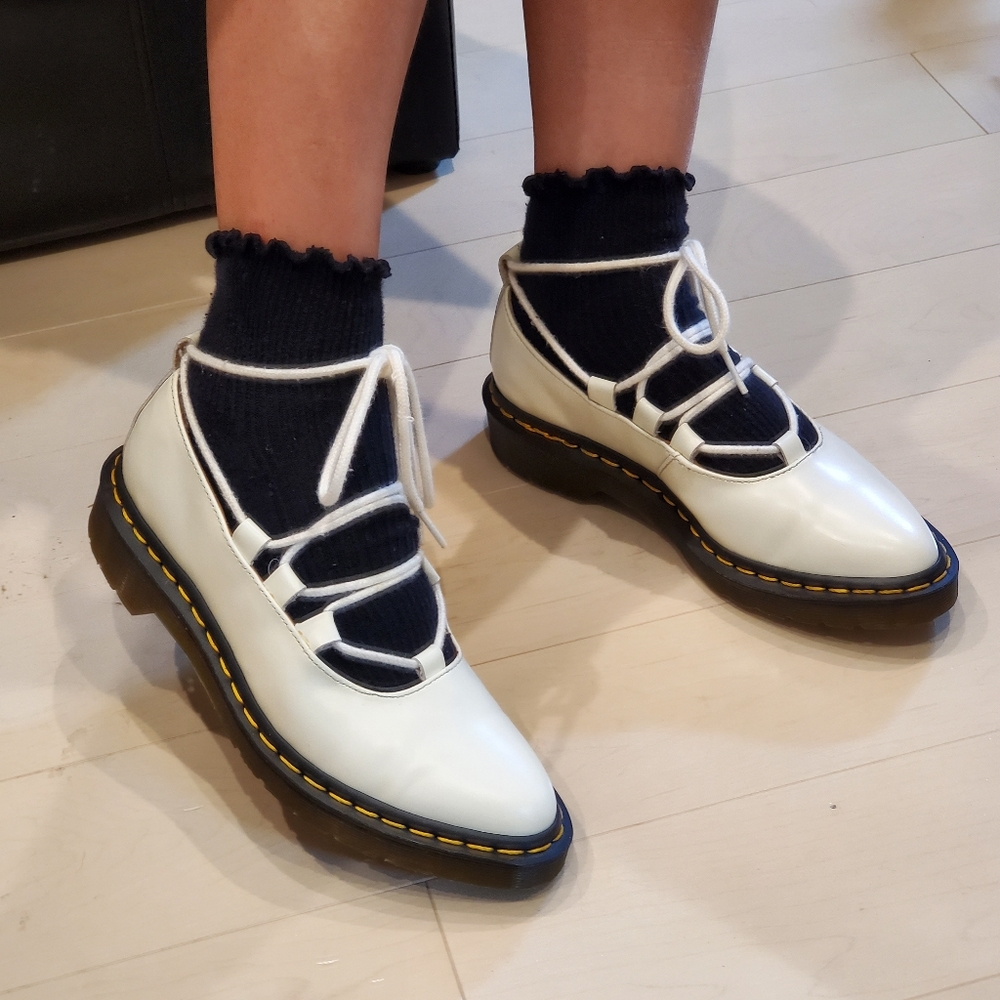 Dr. Martens Elphie